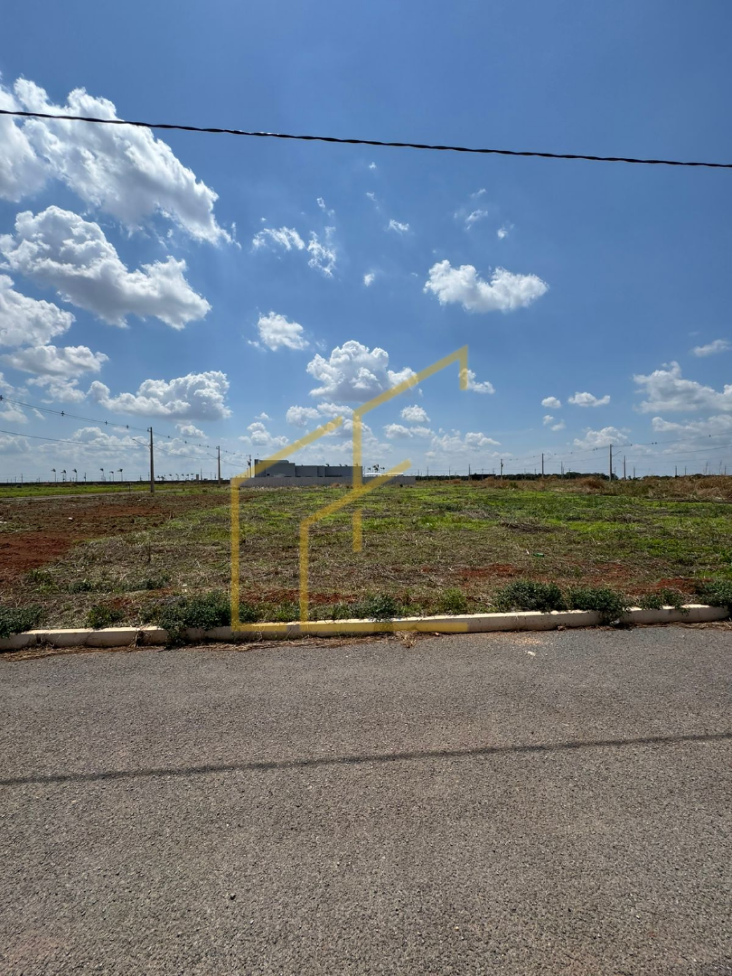 ÁGIO DE LOTE DISPONÍVEL PARA VENDA NO BAIRRO SANTO INACIO