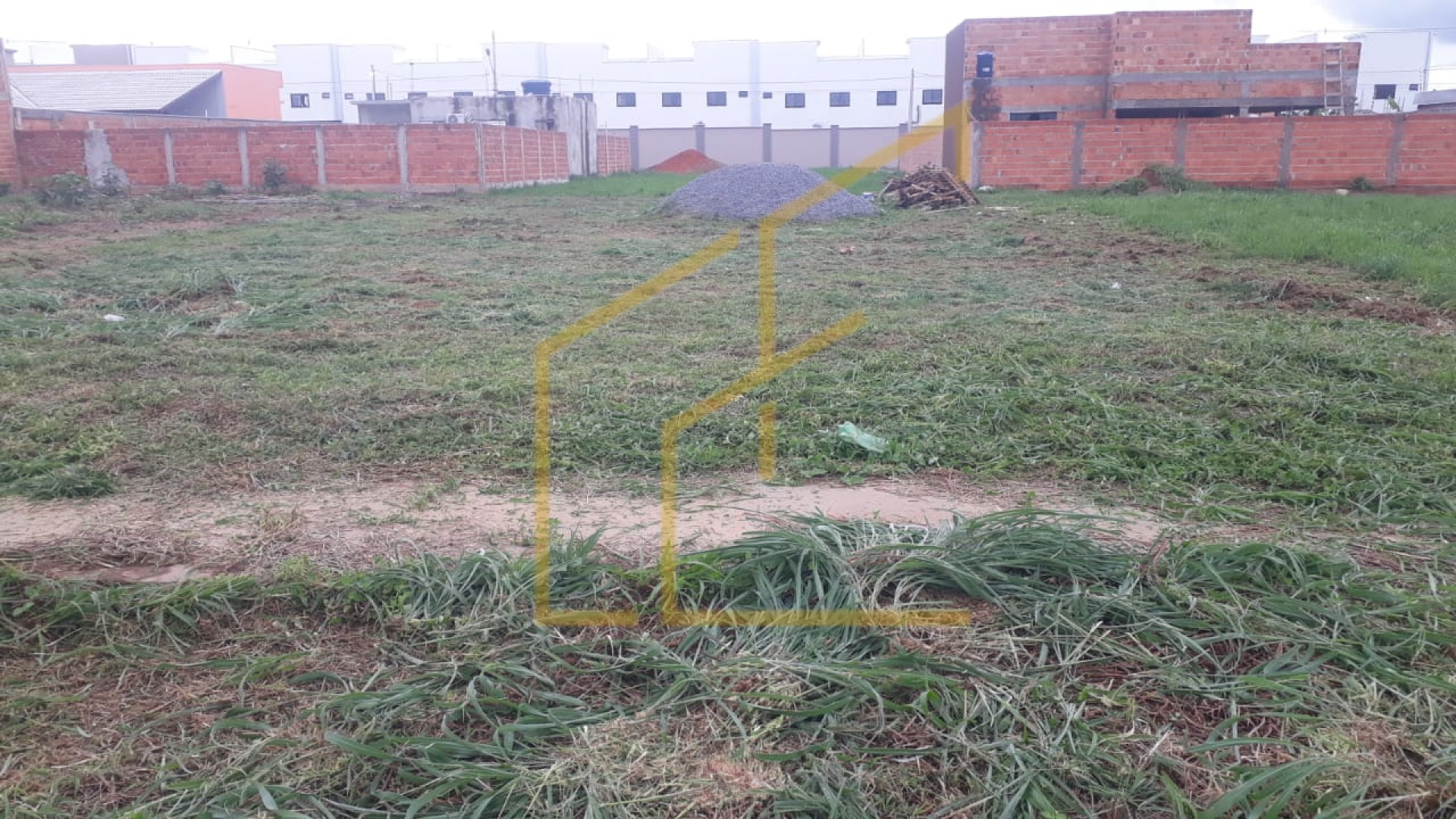 ÁGIO DE LOTE DISPONÍVEL PARA VENDA NO BAIRRO CIDADE BELA