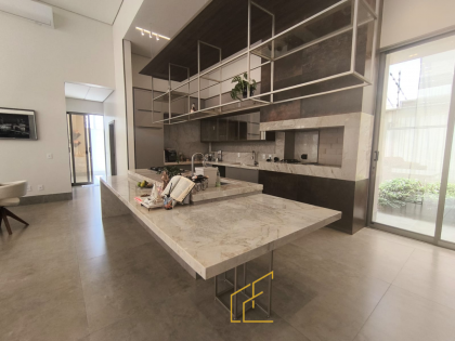 IMOVEL DE ALTO PADRÃO DISPONIVEL PARA VENDA NO BAIRRO PARQUE DOS INGÁS