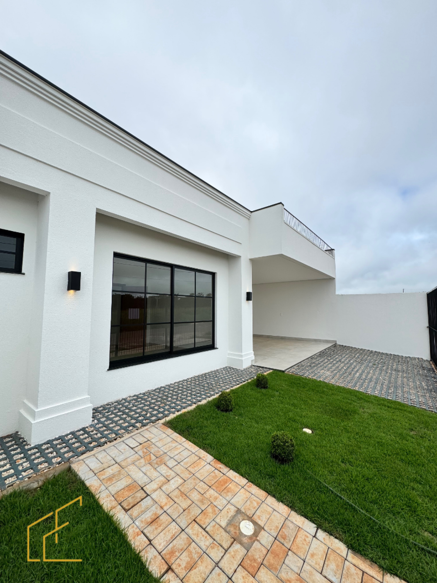 IMOVEL DISPONIVEL PARA VENDA NO BAIRRO VENEZA