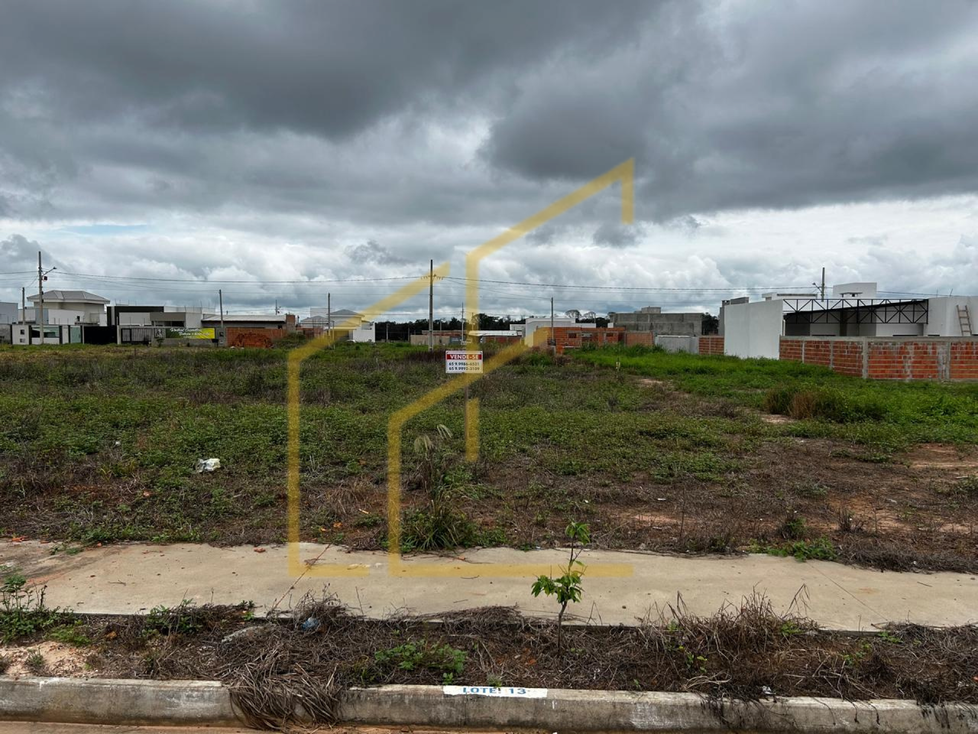 ÁGIO DE LOTE DISPONÍVEL PARA VENDA NO BAIRRO MONTSERRAT