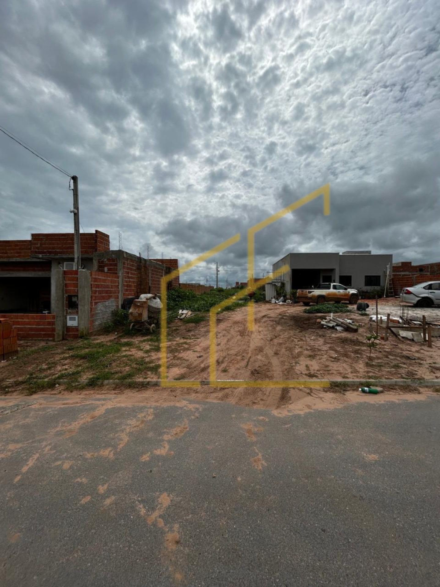 ÁGIO DE LOTE DISPONÍVEL PARA VENDA NO BAIRRO MONTSERRAT