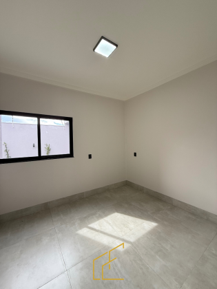 IMÓVEL DISPONÍVEL PARA VENDA NO BAIRRO VENEZA