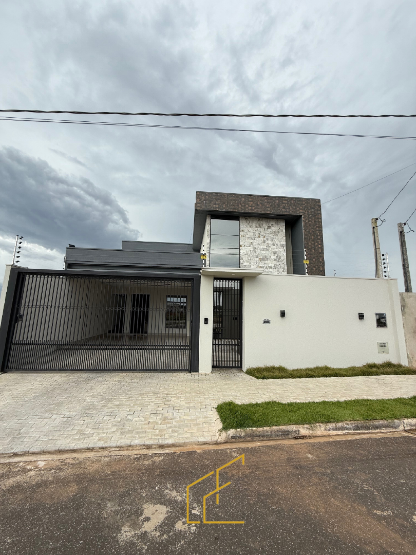 IMÓVEL DE ALTO PADRÃO DISPONÍVEL PARA VENDA NO BAIRRO MONTSERRAT