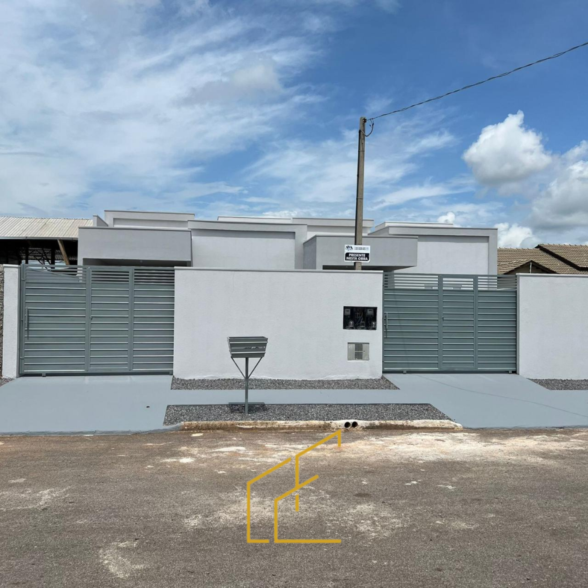 02 CASAS GEMINADAS DISPONÍVEIS PARA VENDA NO BAIRRO CIDADE BELA