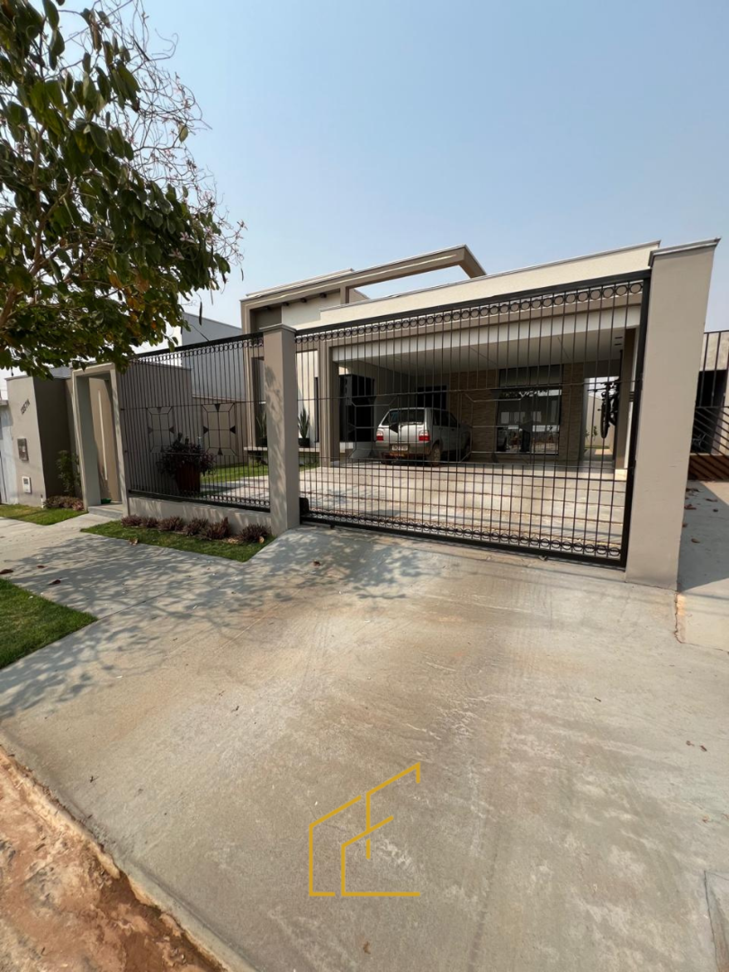 IMÓVEL DISPONÍVEL PARA VENDA NO BAIRRO MONTSERRAT