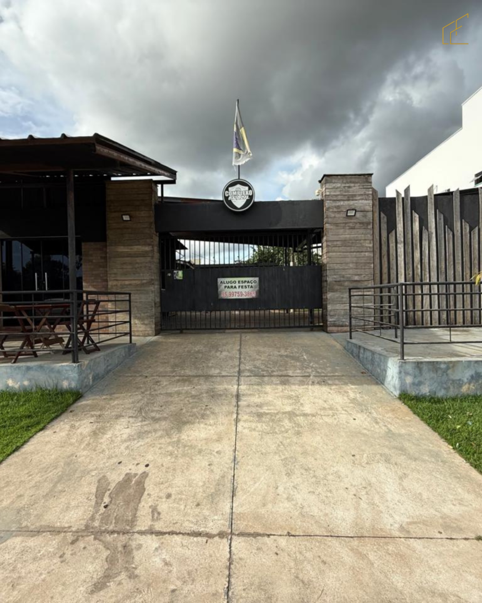 IMOVEL COMERCIAL DISPONÍVEL PARA VENDA NO BAIRRO MONTSERRAT