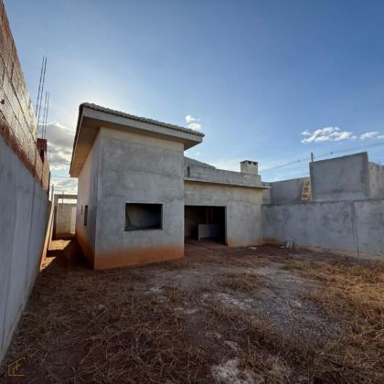 IMOVEL DISPONÍVEL PARA VENDA NO BAIRRO MONTREAL
