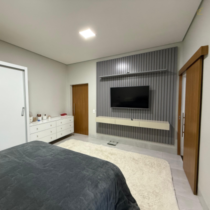? Duas casas no mesmo terreno – Oportunidade imperdível MONTSERRAT