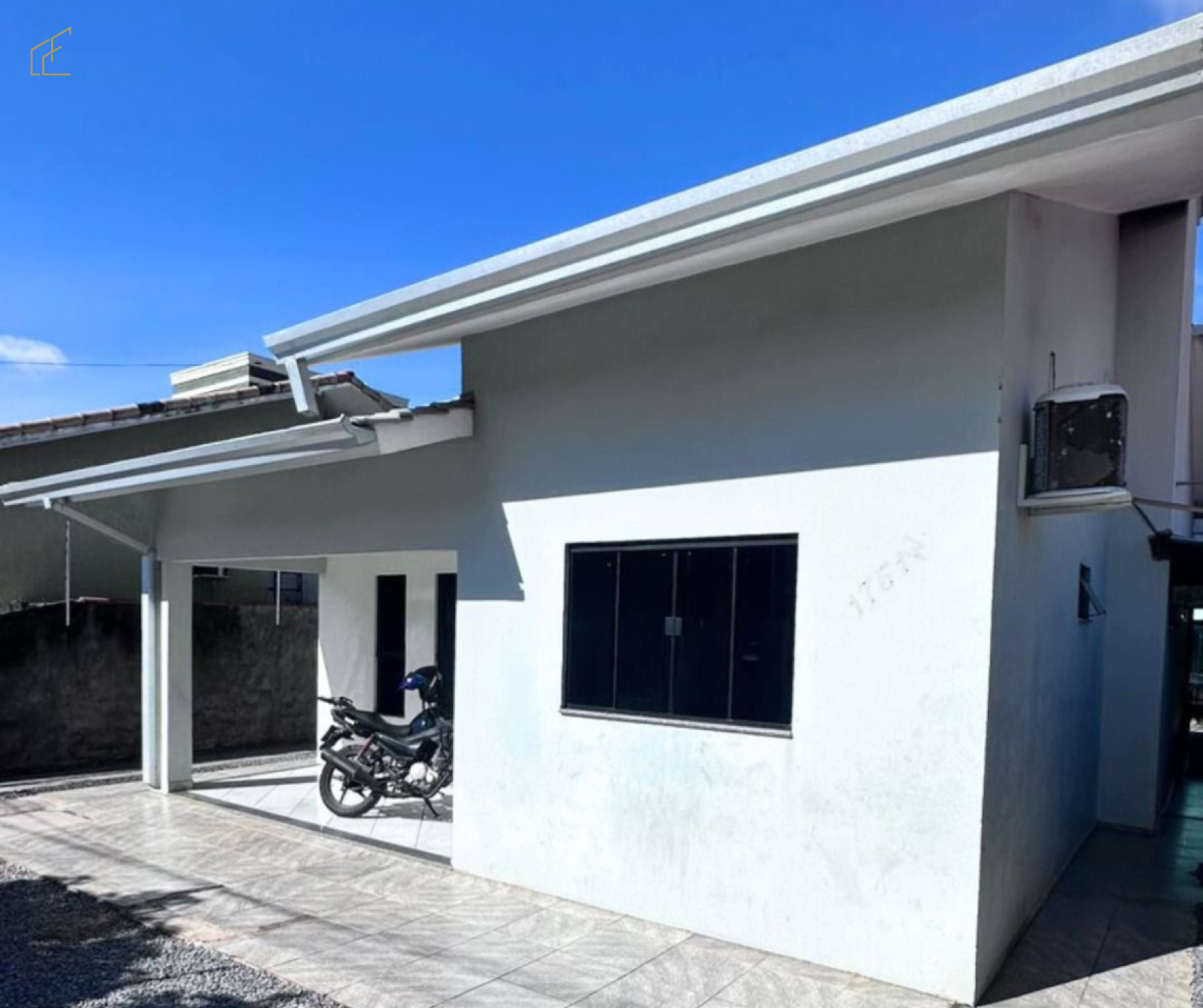 IMÓVEL A VENDA NO IPÊS