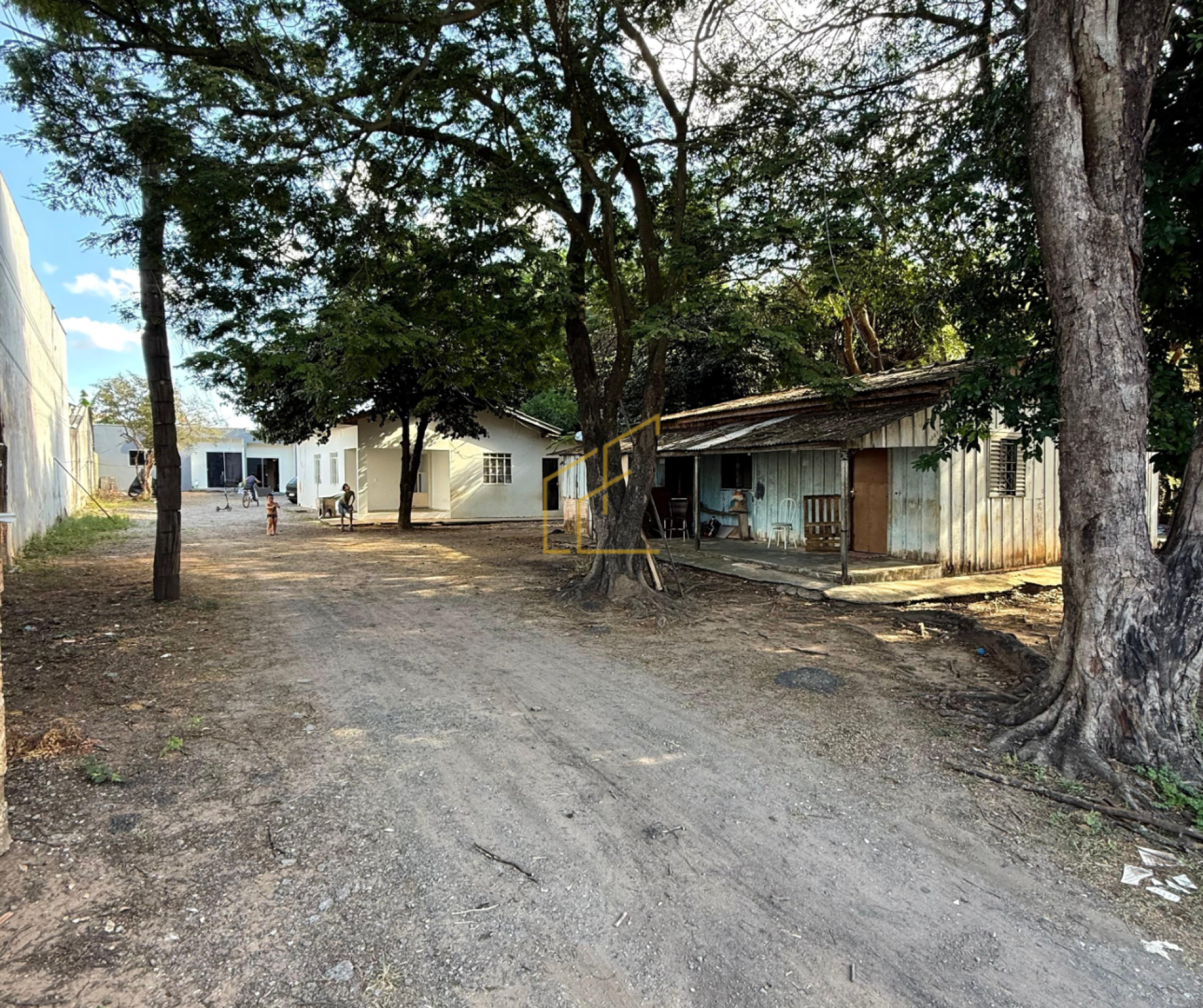 IMÓVEL DISPONÍVEL PARA VENDA NO BAIRRO CENTRO