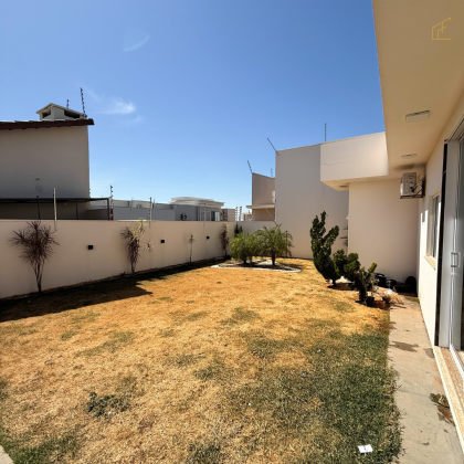 ? Casa moderna e completa – 3 quartos (1 suíte) com área gourmet integrada!