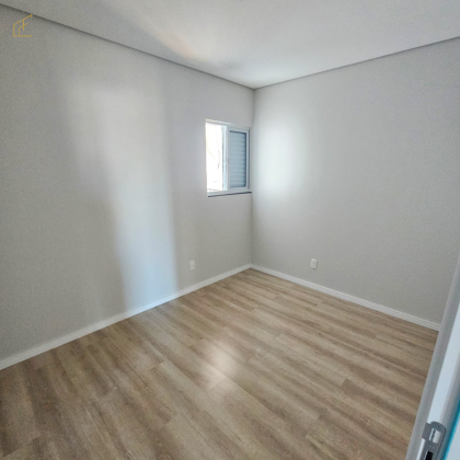 ? APARTAMENTO NO CENTRO – EDIFÍCIO PARIS ?