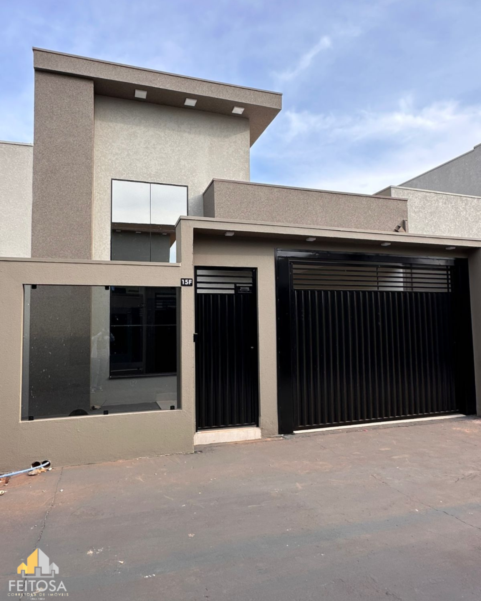 IMÓVEL Á VENDA NO BAIRRO JARDIM OLENKA