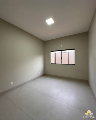 IMÓVEL Á VENDA NO BAIRRO JARDIM OLENKA