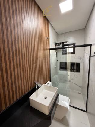 Casa à Venda – Bairro Flamboyants