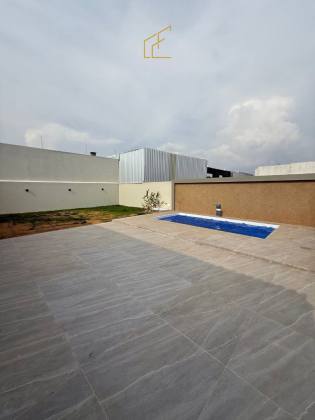 Casa à Venda – Bairro Flamboyants