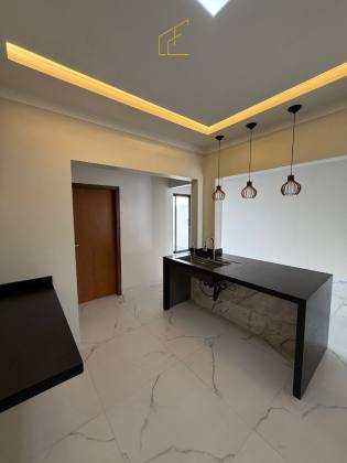 Casa à Venda – Bairro Flamboyants