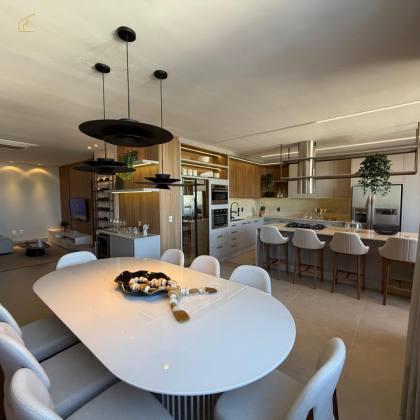 Apartamento Alto Padrão – Porteira Fechada - 186 m² privativos