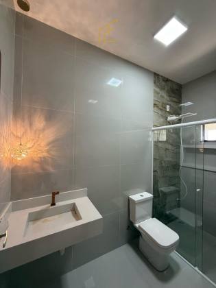 CASA NOVA À VENDA –  Bairro Veneza