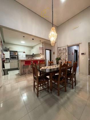 CASA ESPETACULAR PORTEIRA FECHADA NO JARDIM DAS ORQUÍDEAS - NOVA MUTUM!