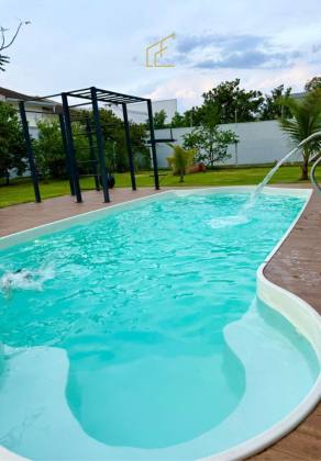 SOBRADO ALTO PADRÃO NO JARDIM DAS ORQUÍDEAS - Onde o conforto e a natureza se encontram!