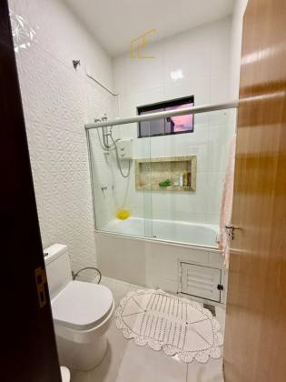 SOBRADO ALTO PADRÃO NO JARDIM DAS ORQUÍDEAS - Onde o conforto e a natureza se encontram!