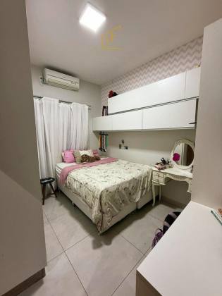 SOBRADO ALTO PADRÃO NO JARDIM DAS ORQUÍDEAS - Onde o conforto e a natureza se encontram!