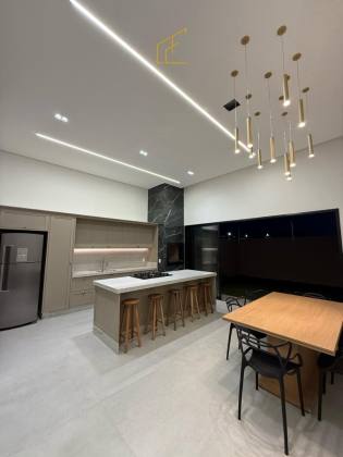 SEU NOVO LAR NO MONTSERRAT: CASA NOVA E 100% MOBILIADA!