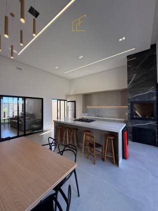 SEU NOVO LAR NO MONTSERRAT: CASA NOVA E 100% MOBILIADA!