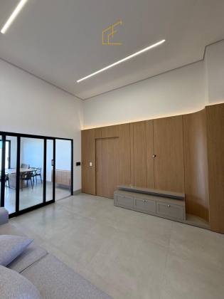 SEU NOVO LAR NO MONTSERRAT: CASA NOVA E 100% MOBILIADA!