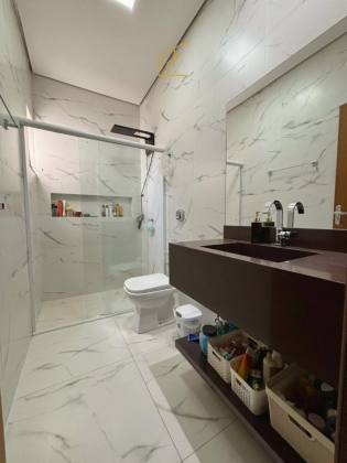 CASA À VENDA NO BAIRRO MONTSERRAT – NOVA MUTUM