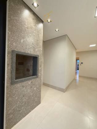 CASA NOVA À VENDA NO RESIDENCIAL VENEZA!