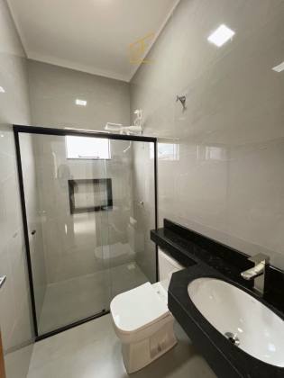 Casa à Venda – Jardim América