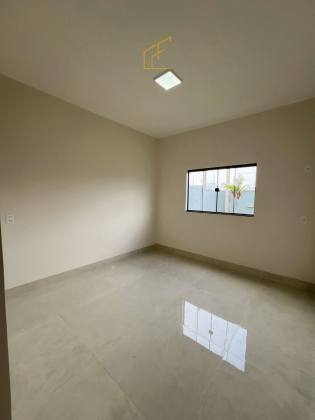 Casa à Venda – Jardim América II