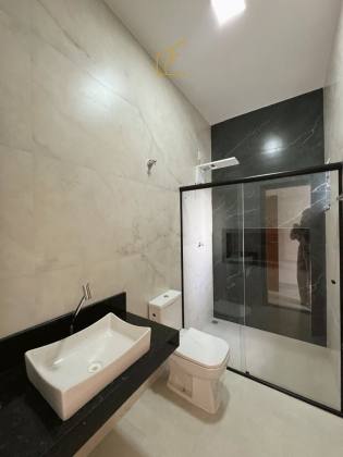 Casa à Venda – Jardim América II