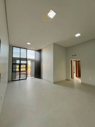 Casa de Esquina à Venda – Conforto, Estilo e Funcionalidade