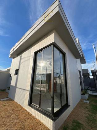 Casa de Esquina à Venda – Conforto, Estilo e Funcionalidade