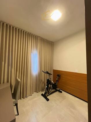 CASA ESPETACULAR À VENDA NO MONTSERRAT