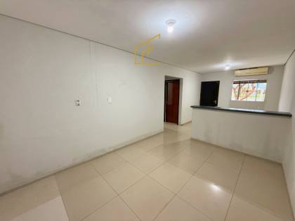 CASA À VENDA – BAIRRO CIDADE NOVA