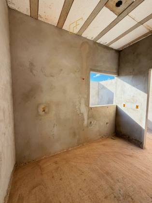 Casa à Venda – Bairro Veneza