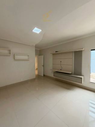 SOBRADO À VENDA – BAIRRO FLAMBOYANTS