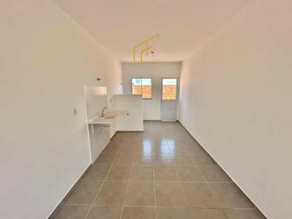 CASA À VENDA – BAIRRO ANDORINHAS