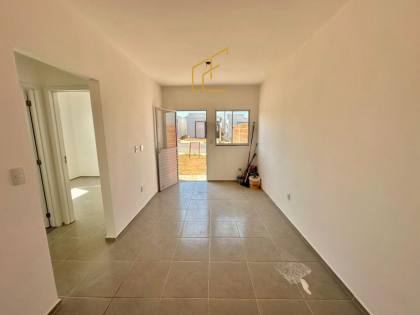 CASA À VENDA – BAIRRO ANDORINHAS