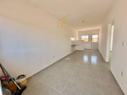 CASA À VENDA – BAIRRO ANDORINHAS