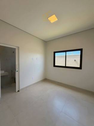 Casa à Venda – Bairro Veneza