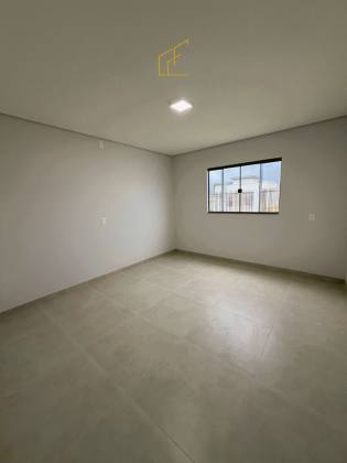 Casa à venda no bairro Montserrat!