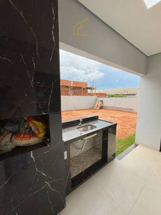 Casa à venda no bairro Montserrat!