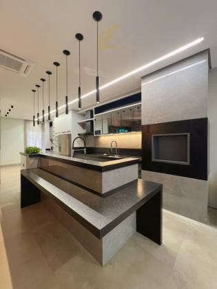 Exclusividade e alto padrão em uma casa de esquina