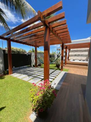 Exclusividade e alto padrão em uma casa de esquina